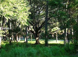 281 Oakridge Ln, Daufuskie Island, SC 29915