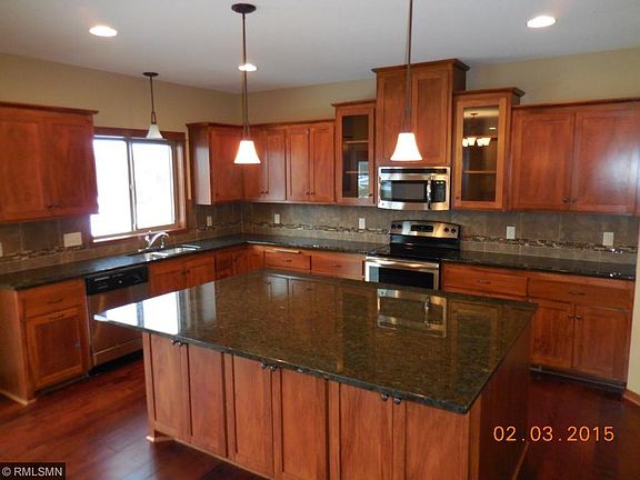 3rd image of 10551 Lanesboro Way Chisago