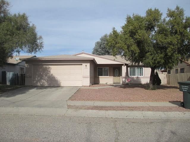 1st image of 1858 W Great Oak Dr