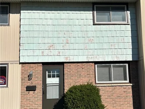 3 Tiffany Pl #3, Quinte West, ON K8V 6A3