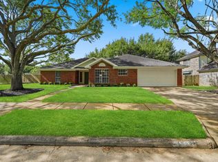 16203 Canario Dr, Houston, TX 77083