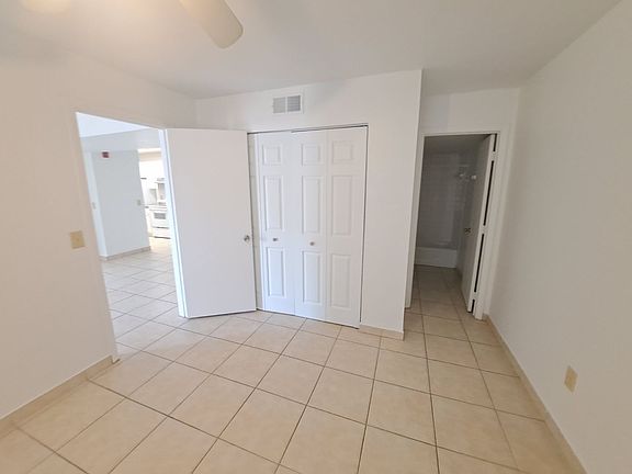 3rd image of 2360 SW Archer Rd APT 703