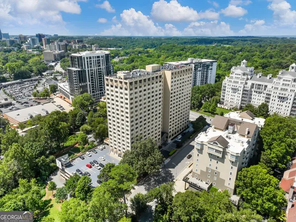 2479 Peachtree Rd NE APT 407, Atlanta, GA 30305