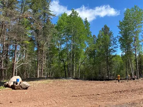 4 Hartley Ln, Duluth, MN 55803