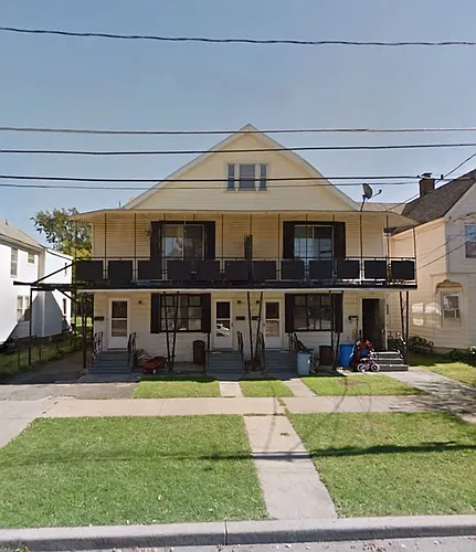128 3rd St Photo 1