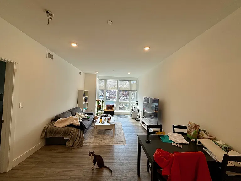 386 Market St #304 — Photo 5