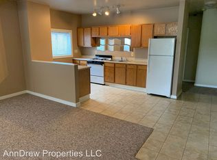 1640 Leonard St NW #A, Grand Rapids, MI