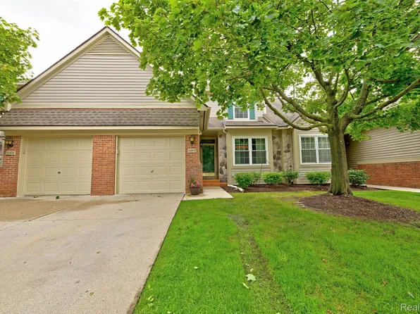 41872 Cantebury Dr, Novi, MI 48377