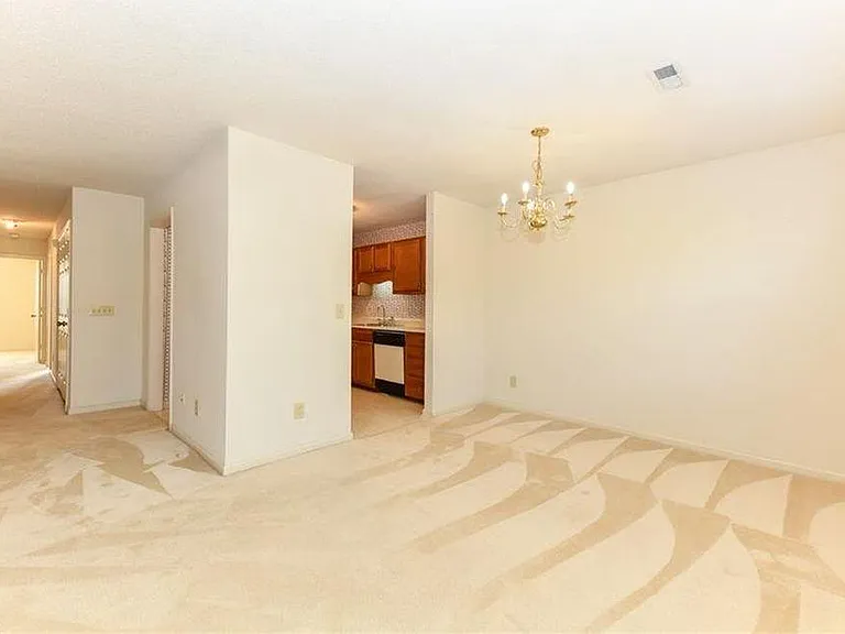 4212 Edith Ln #D — Photo 8