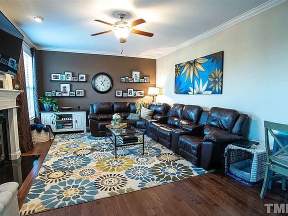 4th image of 2710 Sardinia Ln