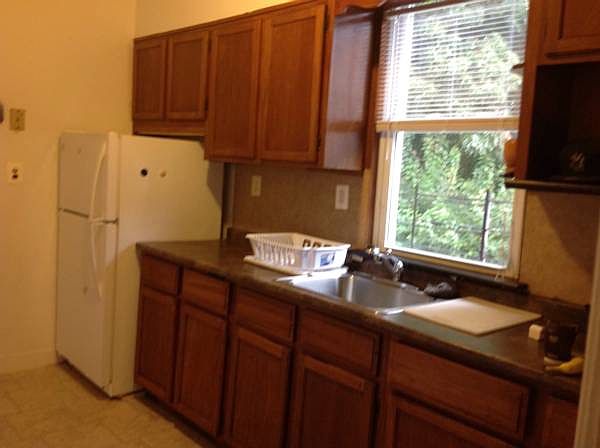 2nd image of 95 Saratoga Ave APT 3