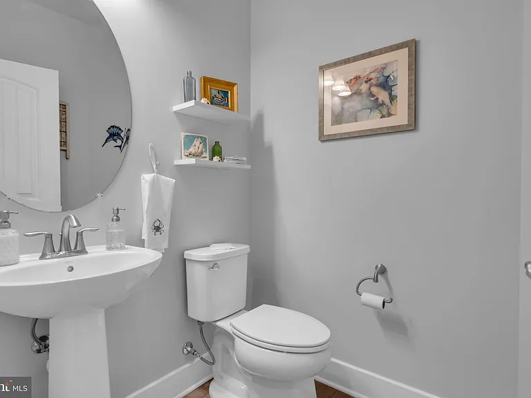190 Harrier Way #24 — Photo 12
