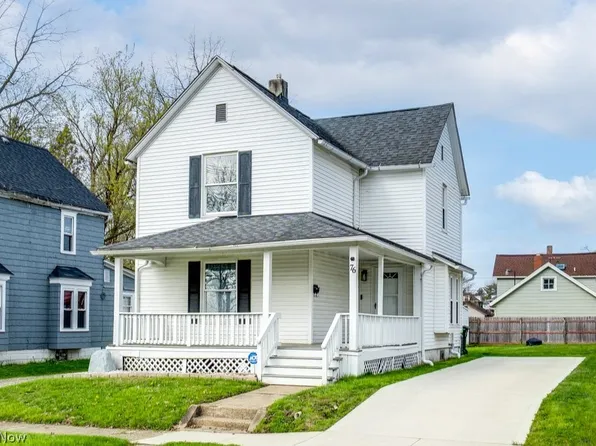 76 16th St NW, Barberton, OH 44203