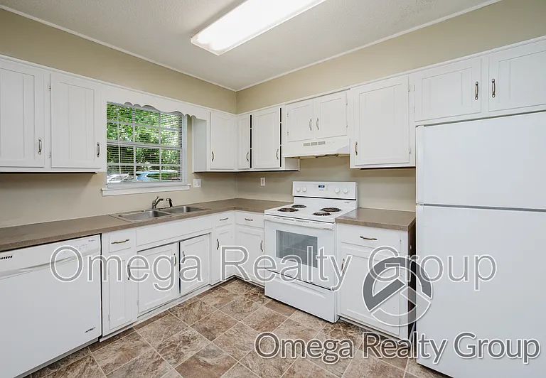 2274 Chapel Hill Rd — Photo 15