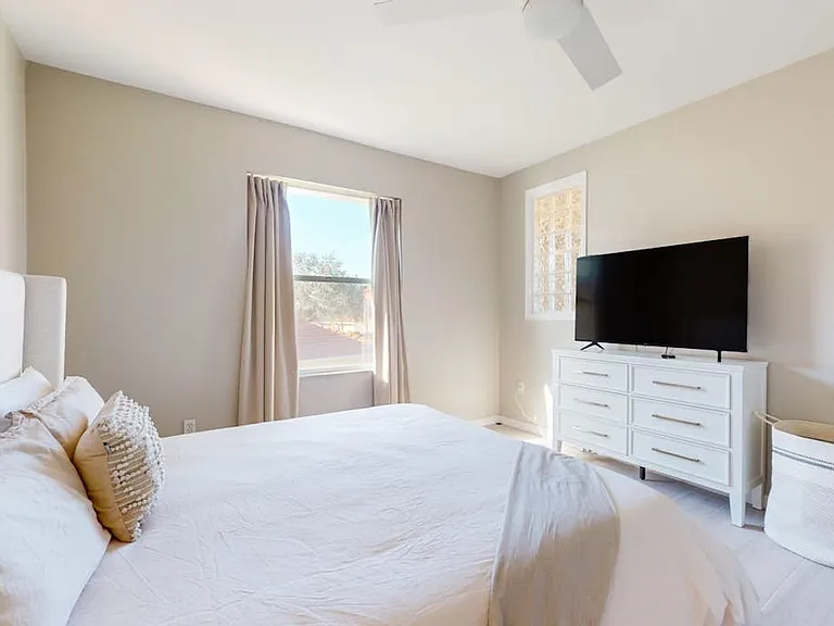 350 Robin Hood Cir #202 — Photo 16