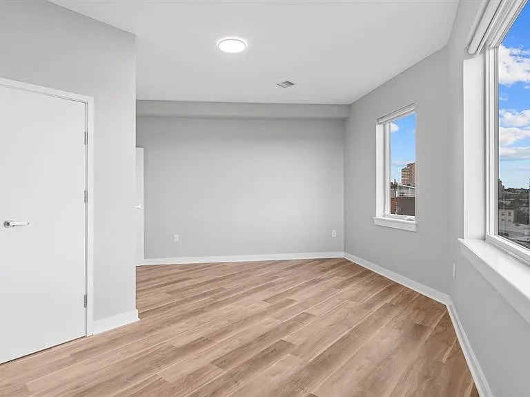 475 Communipaw Ave #207 — Photo 18