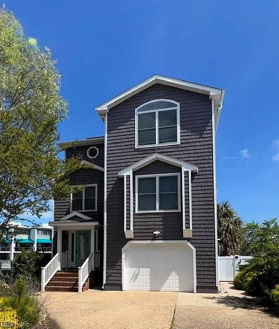 1st image of 317 Caspian Ave