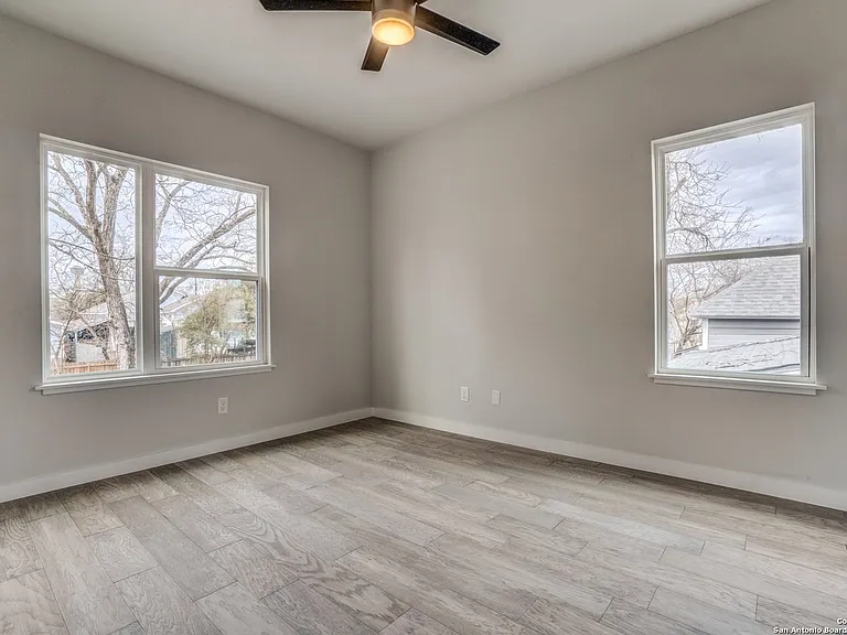 319 Piedmont Ave — Photo 25