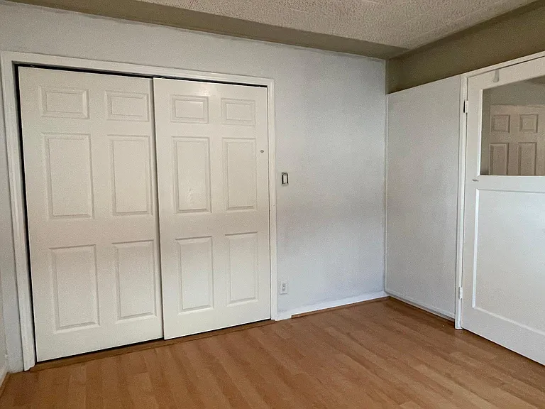Almond Rd — Photo 11