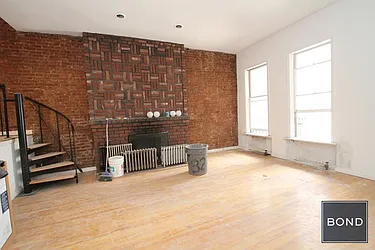 Rented by Bond New York