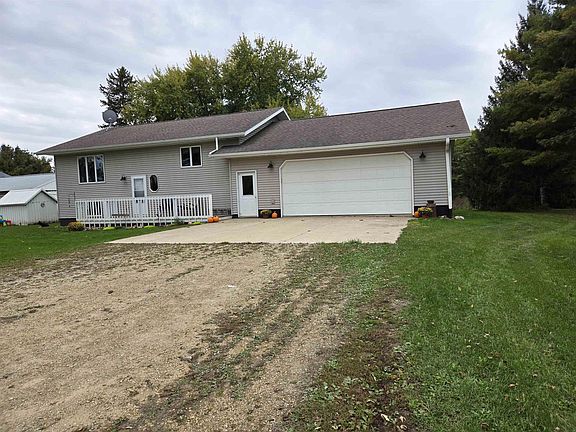 3rd image of 16756 140th St