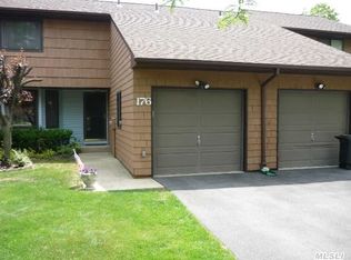 176 Melanie Way, Commack, NY 11725