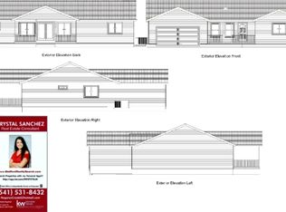 1447 Sweet Rd, Medford, OR 97501