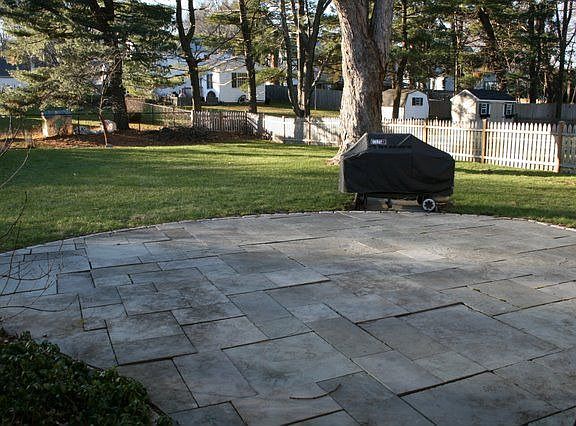 Bluestone patio / back yard