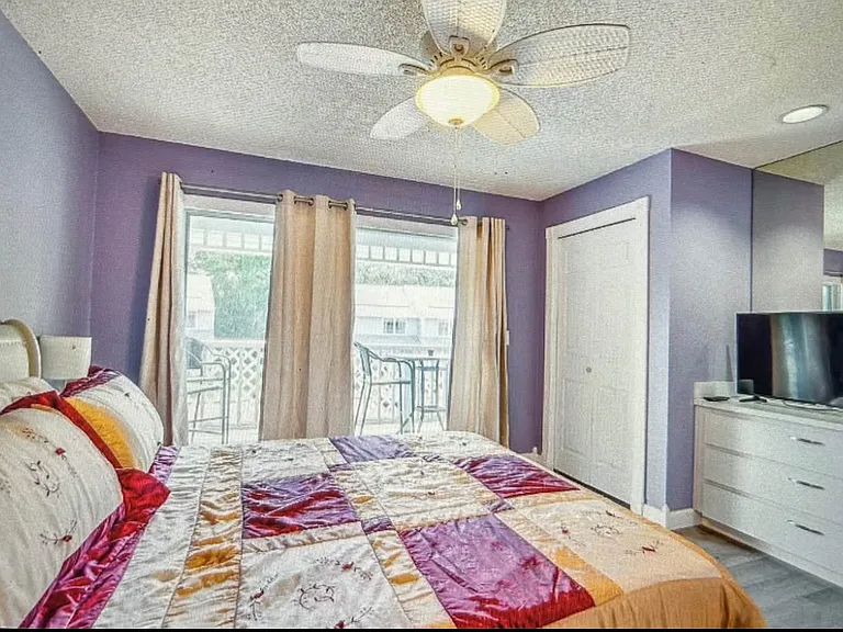 1284 Cypress Cove Ct — Photo 3
