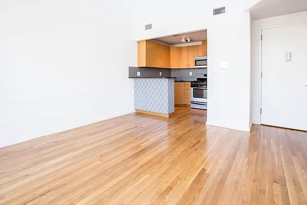 Rented by Compass | media 23