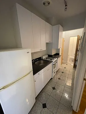 Rented by Best Apartments North Inc | media 22