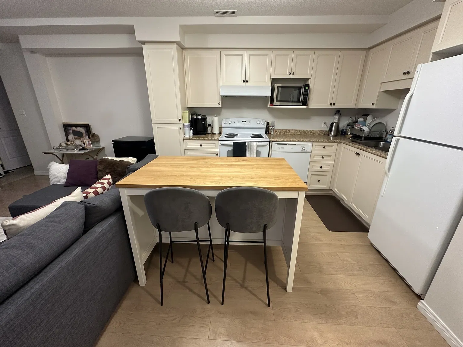 279 Countrystone Crescent Kitchener — Photo 4