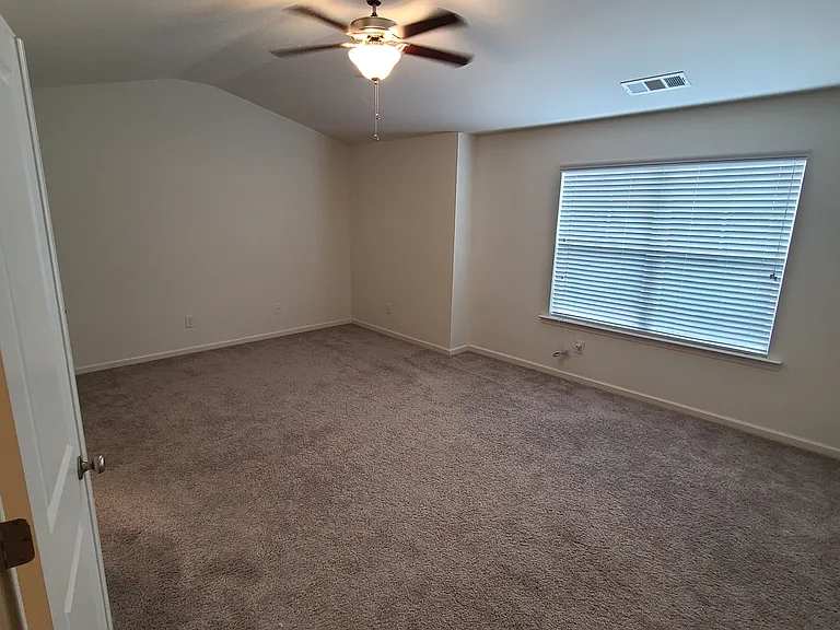 5788 Keystone Grv — Photo 3