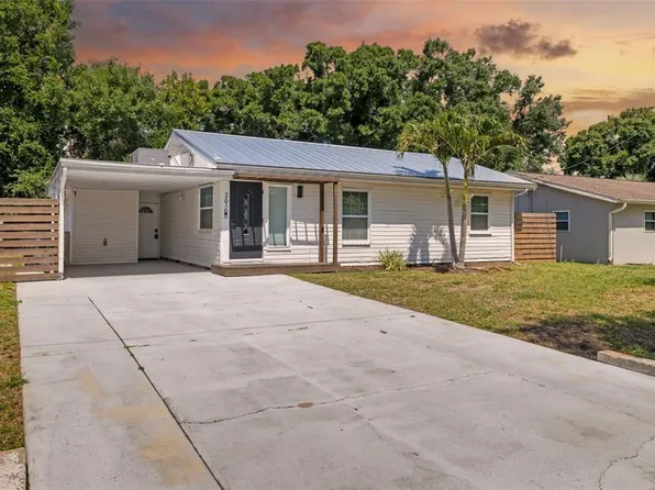 3616 Stardust Pl, Sarasota, FL 34232