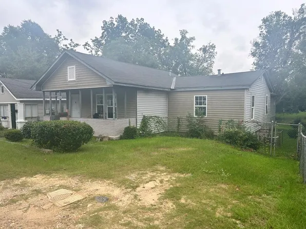2704 Baldwin St, Columbus, GA 31906