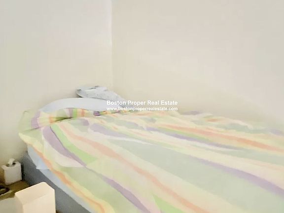 18 Commonwealth Ave. #4 Boston - Back Bay Unit Photo 6