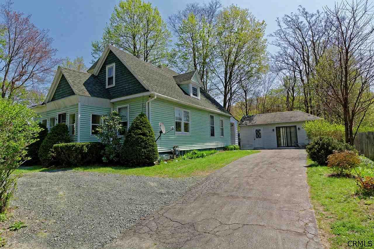 70 Brunswick Rd, Troy, NY 12180 Zillow