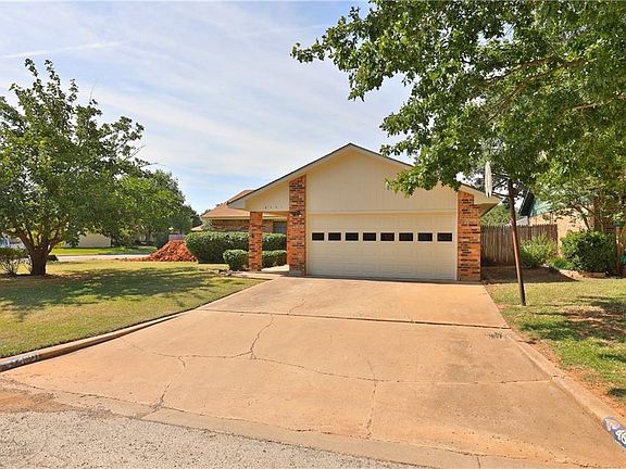 3rd image of 4601 Beall Blvd