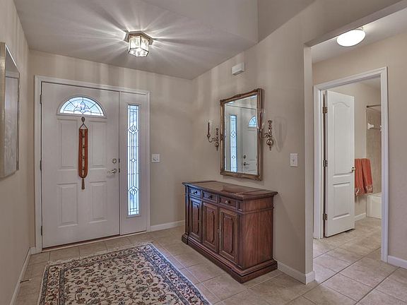 4th image of 5324 Station Dr