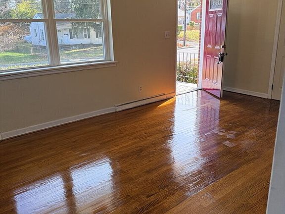 5th image of 1456 Fresno St NW