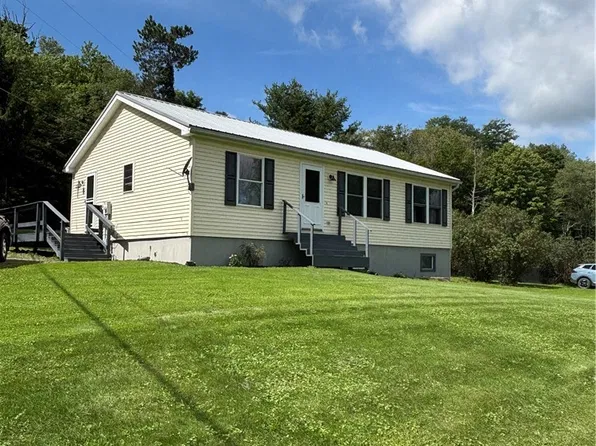 4 Campbell Hill Rd, Owego, NY 13827