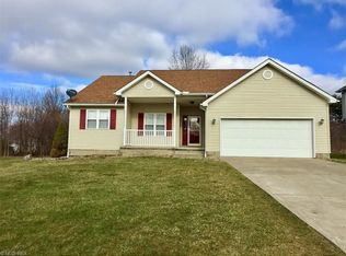 308 Crimson Cir, Campbell, OH