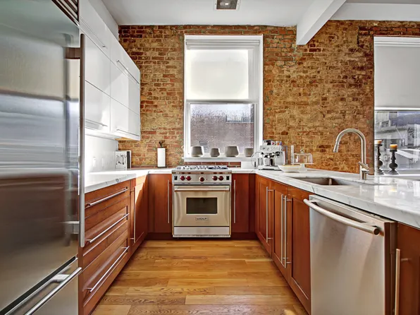 119 Chambers Street image 7 of 22