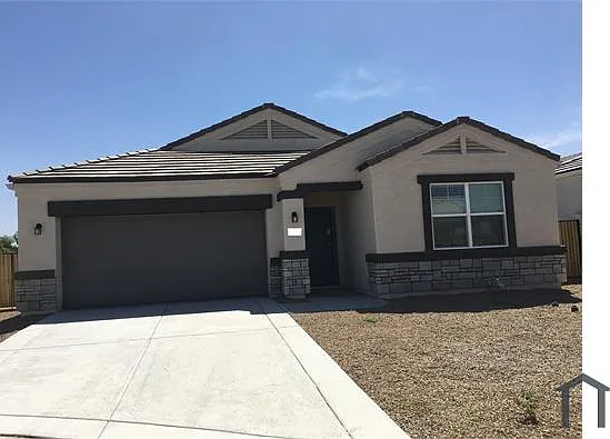8315 S 45th Ave — Photo 1