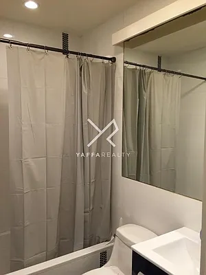 Rented by Zee Management LLC | media 16