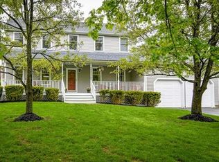 15 Eastleigh Ln, Natick, MA 01760