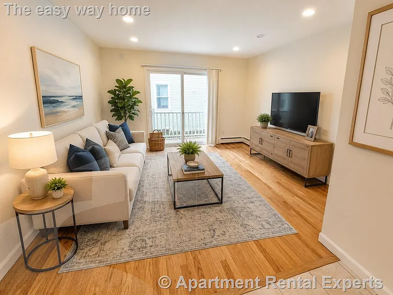 126 Clifton St #1 — Photo 2