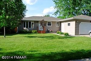 1st image of 520 2nd Ave E