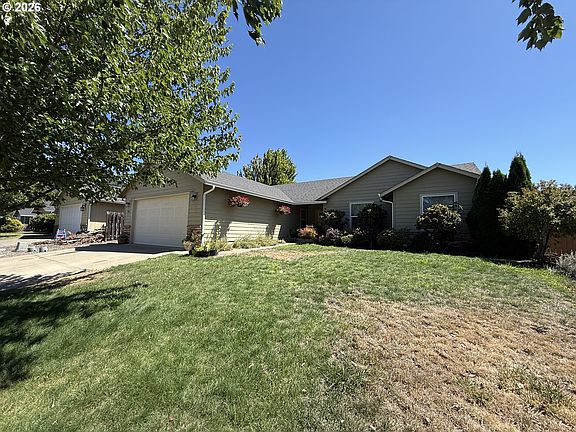 4th image of 382 Gentry Loop