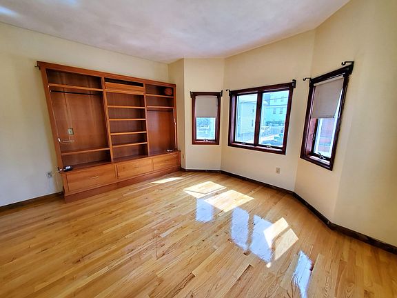 2nd image of 16 Leyden St #1
